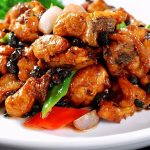 Kuře s černými fazolemi (Dou Chi Ji Ding)